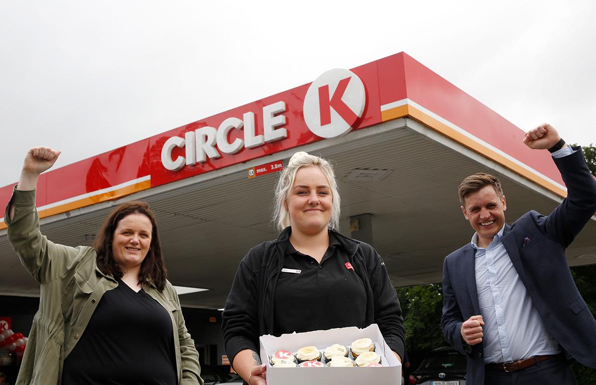 Circle K, Ireland’s largest fuel and convenience retailer, has today unveiled a newly renovated service station located at Brennanstown, Bray, Co. Wicklow.  Circle K Brennanstown will employ a total of 12 staff across full and part time positions, with two new jobs being created.  The newly refurbished store is a significant addition to the Circle K network in Ireland. Situated in close proximity to the N11/ M11 Dublin/Wexford Road, Circle K Brennanstown will play a key role in serving customers travelling 